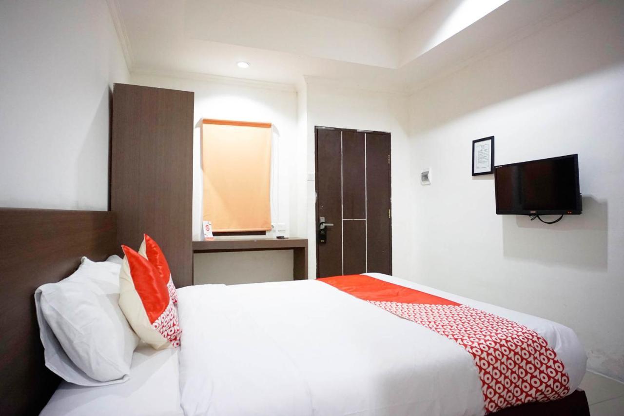 Hotel Oyo 2886 Mandiri 2*